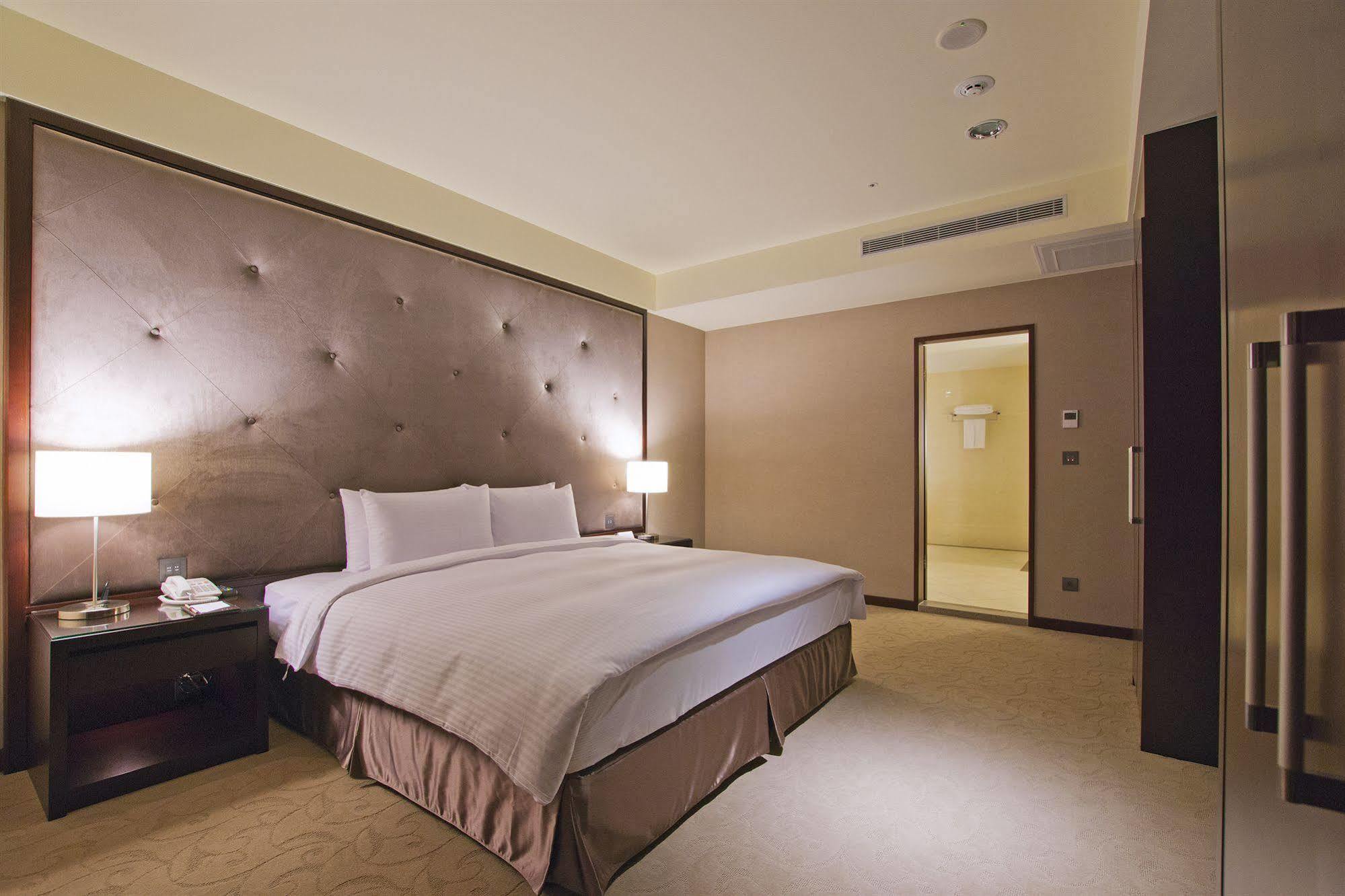 טאיצ'ונג Lailai Hotel מראה חיצוני תמונה